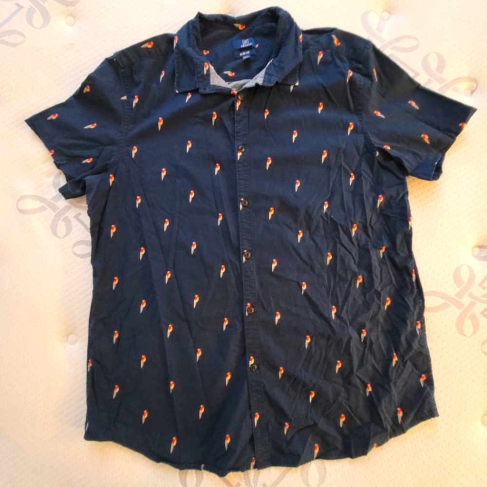 George Short Sleeve Shirt  Size XL